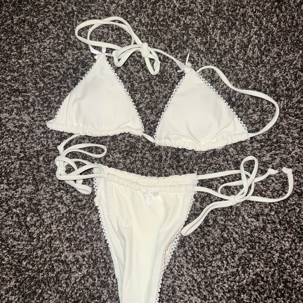 SHEIN White Triangle Tie-Side Bikini Set
